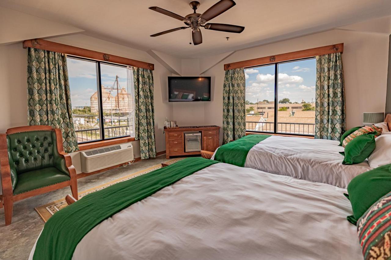 Pivovar Hotel Waco Luaran gambar